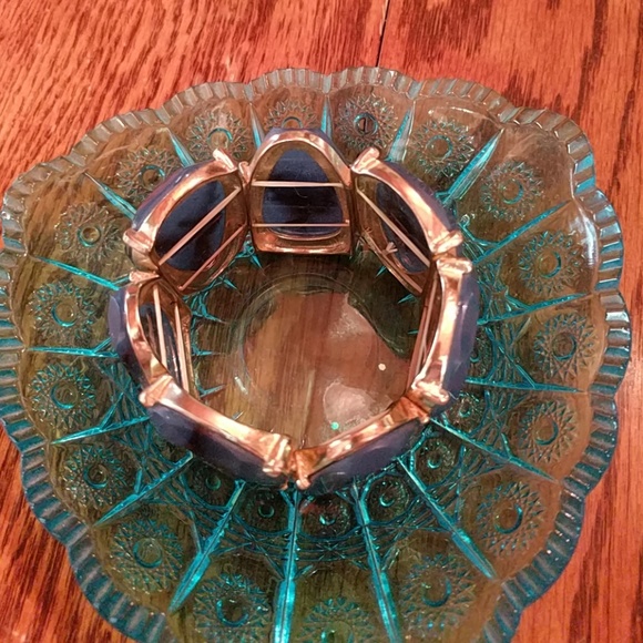 Goldtone Blue Stretch Bracelet, NWOT - Picture 6 of 7